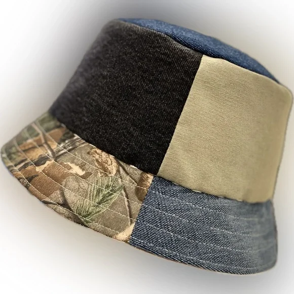 wearable art bucket hat - Picture 2 of 5